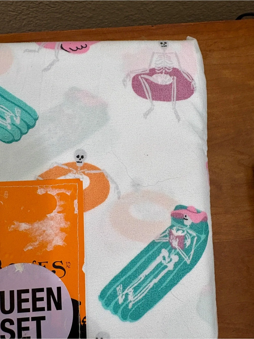Halloween Skull & Bones Skeleton Pool Party Queen 4-Piece Sheet Set, NEW